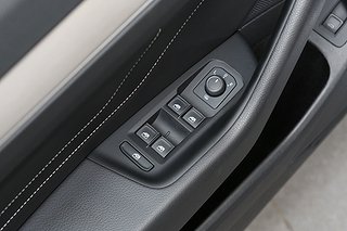 Kombi Volkswagen Passat 10 av 24