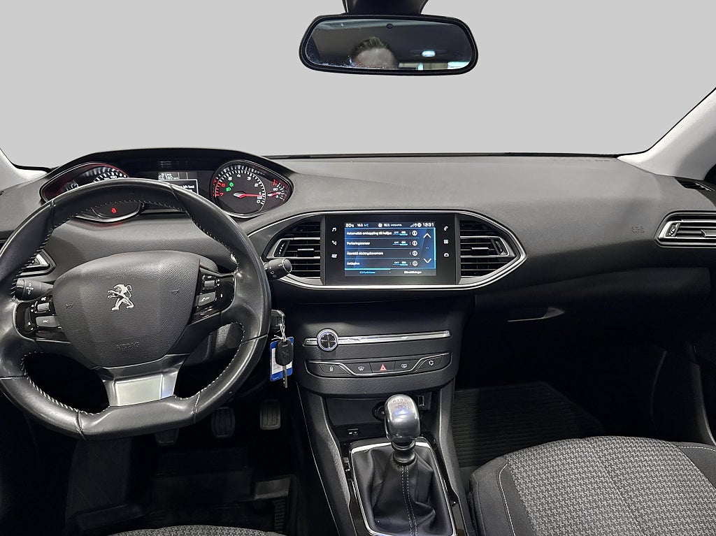 Peugeot 308 1.2 PureTech 130HK Drag – bild 7