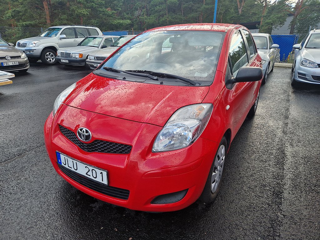 Toyota Yaris 5-dörrar 1.0 VVT-i 69hk Nybskt 