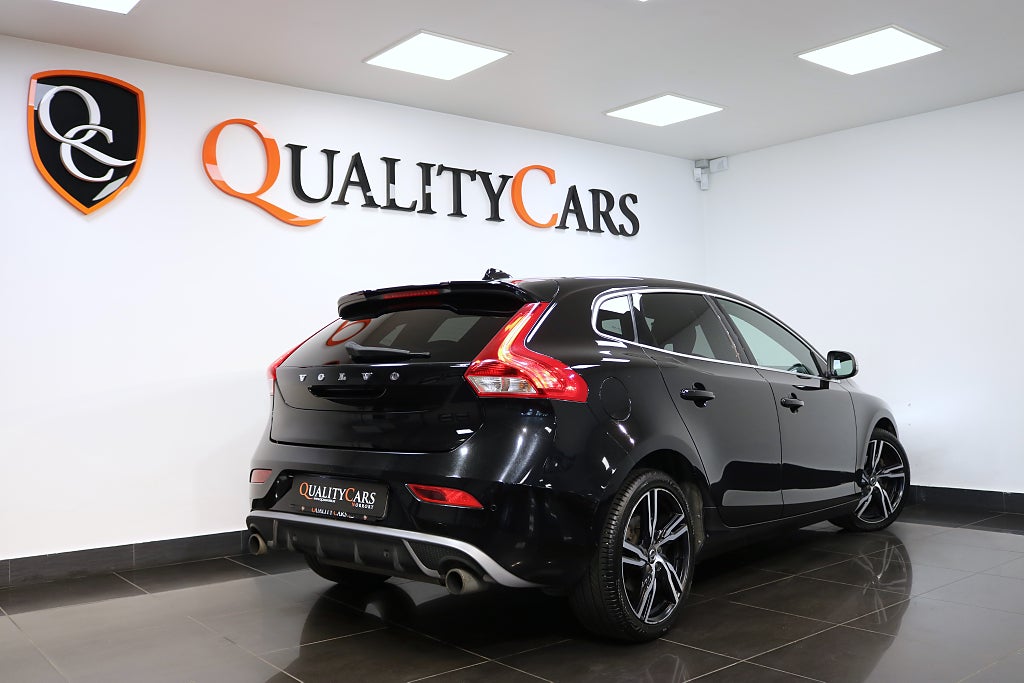 Volvo V40 2018 - miniatyr 3