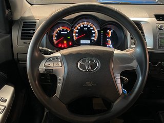 Toyota Hilux Dubbelhytt 3.0 4x4 171hk Drag/Kamera/S&V-hjul