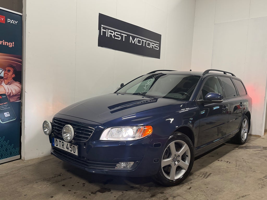 Volvo V70 T4F Powershift Kinetic Euro 5/2-Brukare/Gammal tullbil