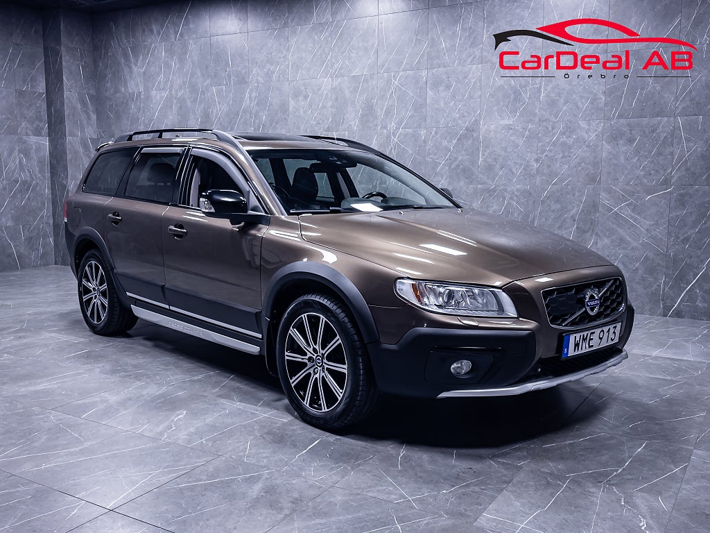 Volvo XC70 D4 AWD Dynamic Edition Taklucka Värmare Skinn Navi Drag