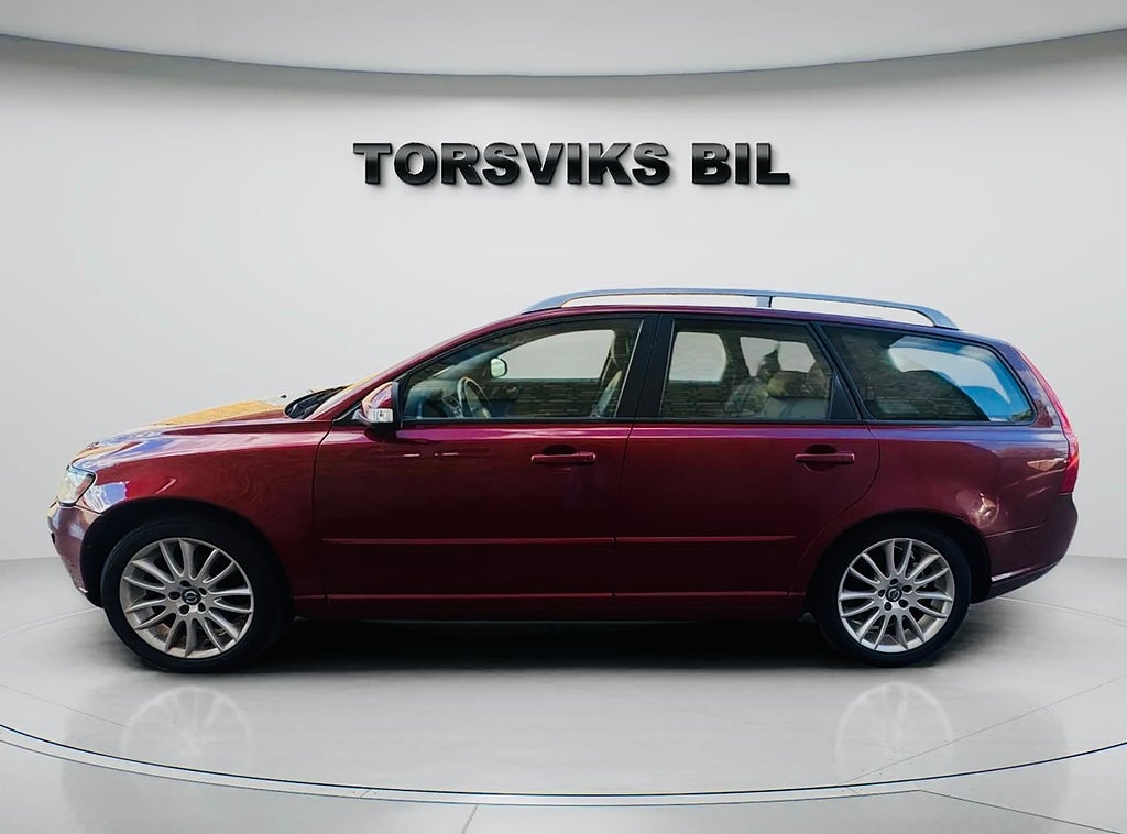 Volvo V50 DRIVe Summum/Ny Kamrem   - miniatyr 2
