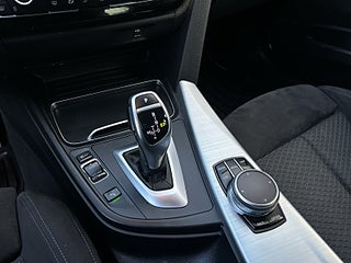 BMW 320D xDrive M Sport SoV-Däck/Drag/Rattvärm/Navi/Kamera/Psens – bild 18