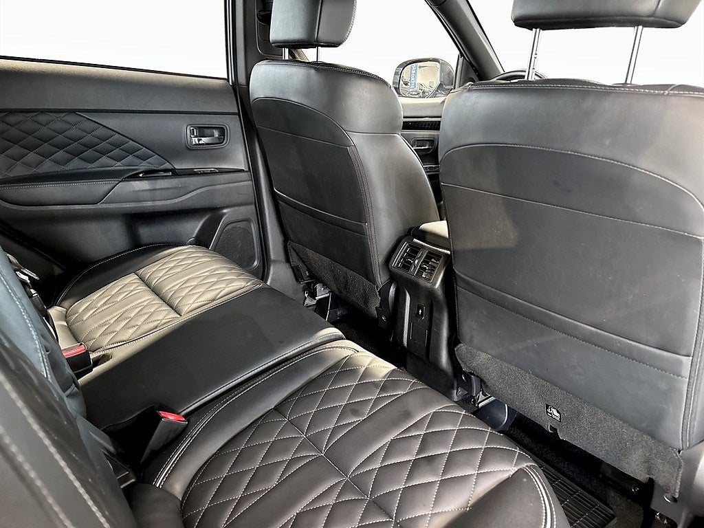 Bild på Mitsubishi Outlander S-Edition PHEV CVT 224hk Aut AWD - B-KAMERA, DRAG