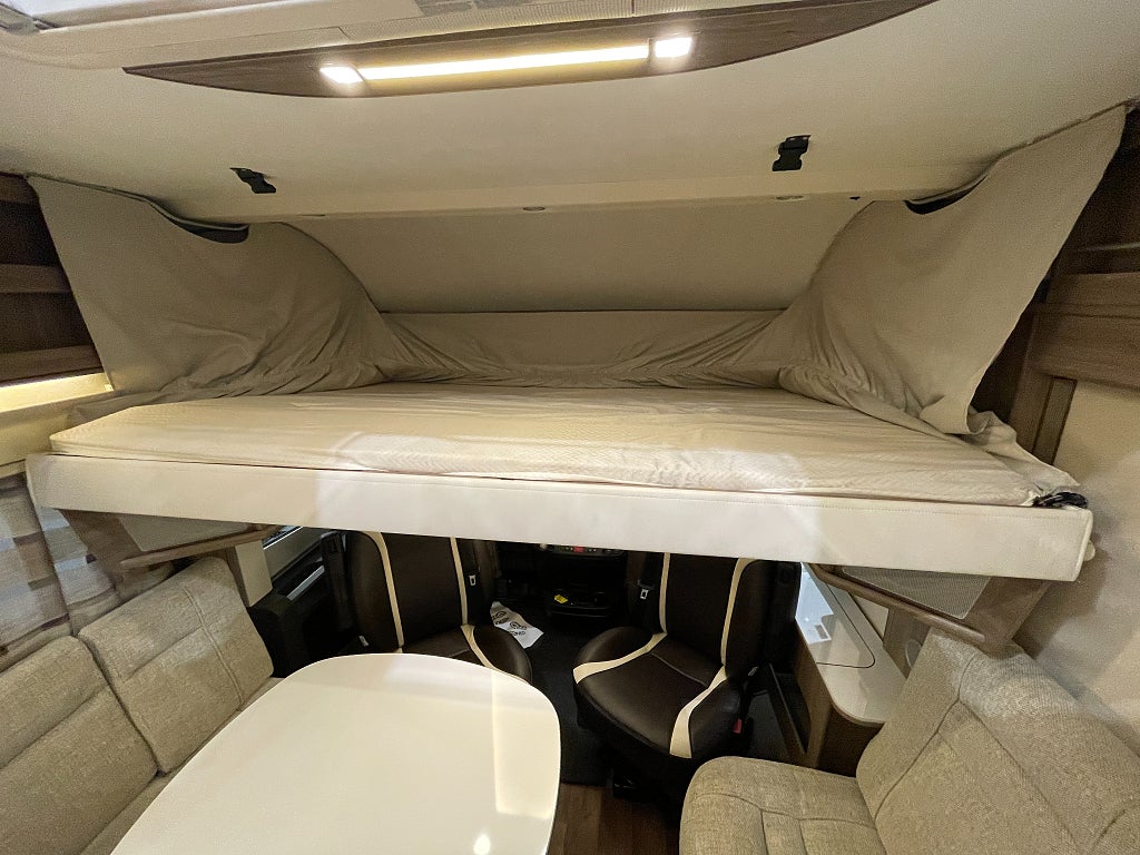 Kabe TMI 810 LGB / Hyd-Stöd/Aut180hk/Solcell/ALDE/Tandem  - Kabe