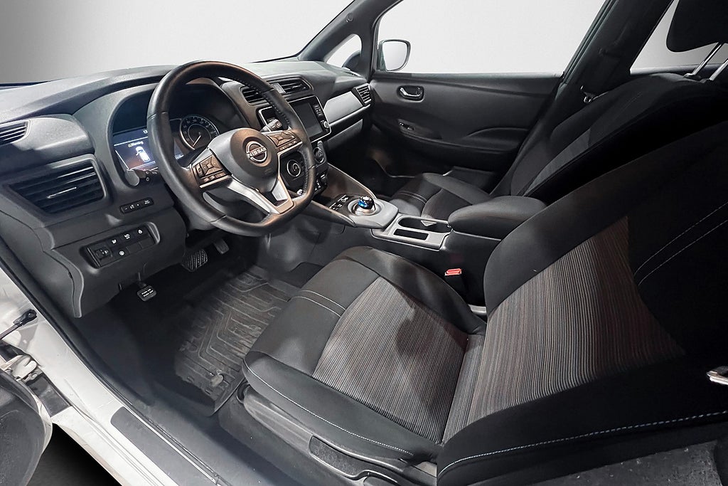 Nissan Leaf Acenta  39kWh RELEASING