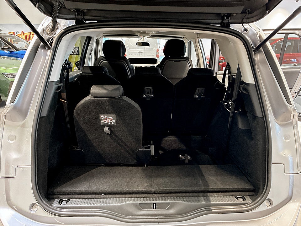 Bild på Citroen C4 Spacetourer Shine 1.2 e-THP 130hk Aut B-KAMERA DRAG
