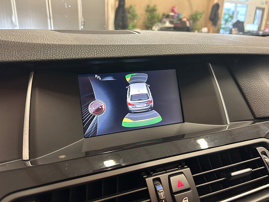 BMW 520 d xDrive Touring Steptronic 190hk |PDC|Rattvärme| 2015