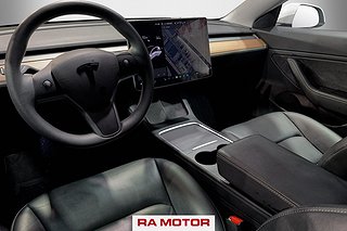Sedan Tesla Model 3 21 av 27