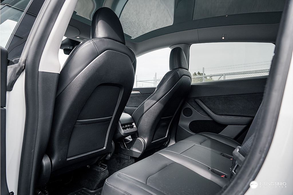 Tesla Model Y Long Range AWD 514hk / Drag / Full Autopilot