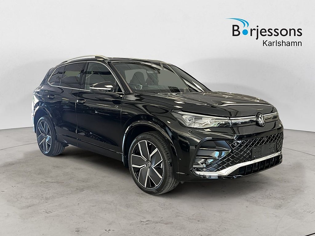 Volkswagen Tiguan R-LINE EHYBRID 272 HK DSG6