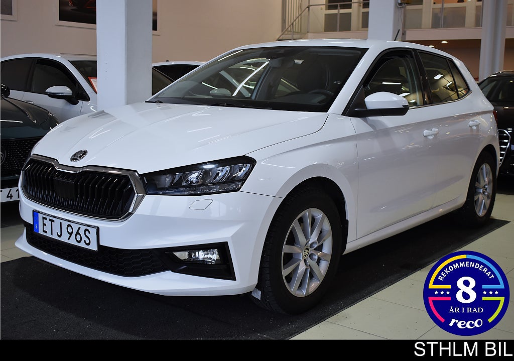 Skoda Fabia 1.0 TSI Style DSG Carplay 1 Ägare 4.95% ränta Moms