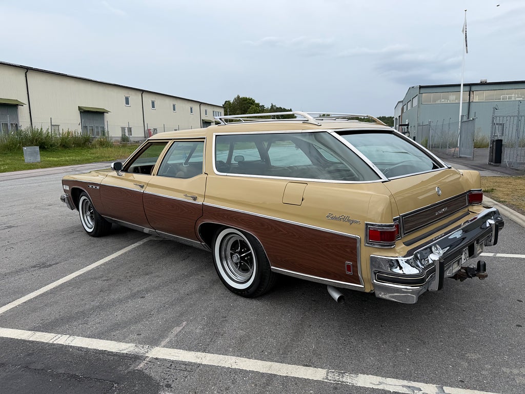 Buick Estate Wagon 3-sätes 7.5 V8 0kr insats 1610kr/mån