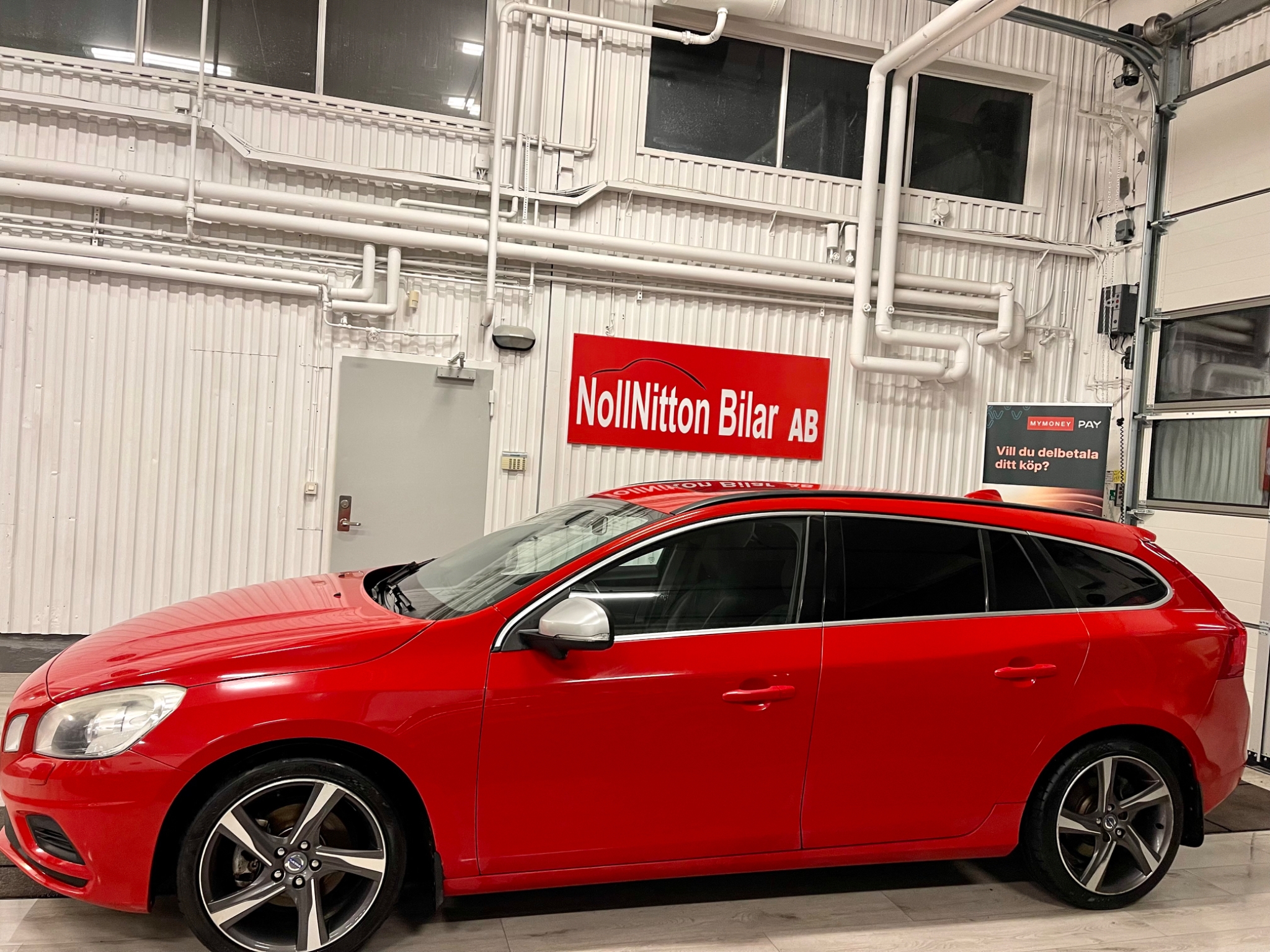 Volvo V60 T5 Momentum, R-Design Euro 5 2011, photo 6/43