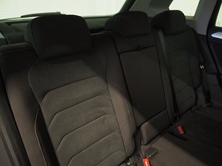 SUV Volkswagen Tiguan 12 av 22