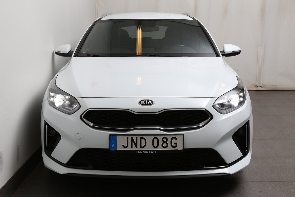 Kia CEED 1,4 T-GDI 140hk GT-Line Aut Sportswagon 1ägare Drag 2019