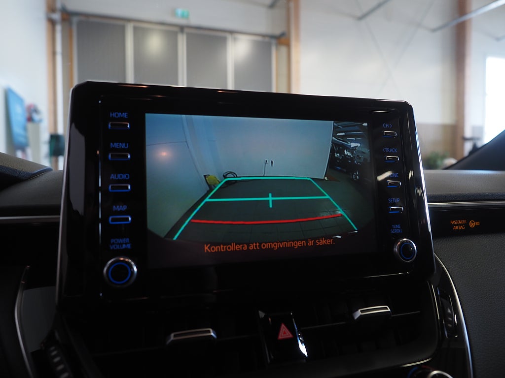 Toyota Corolla 2.0 Hybrid e-CVT 184hk Style | Backkamera | 2019