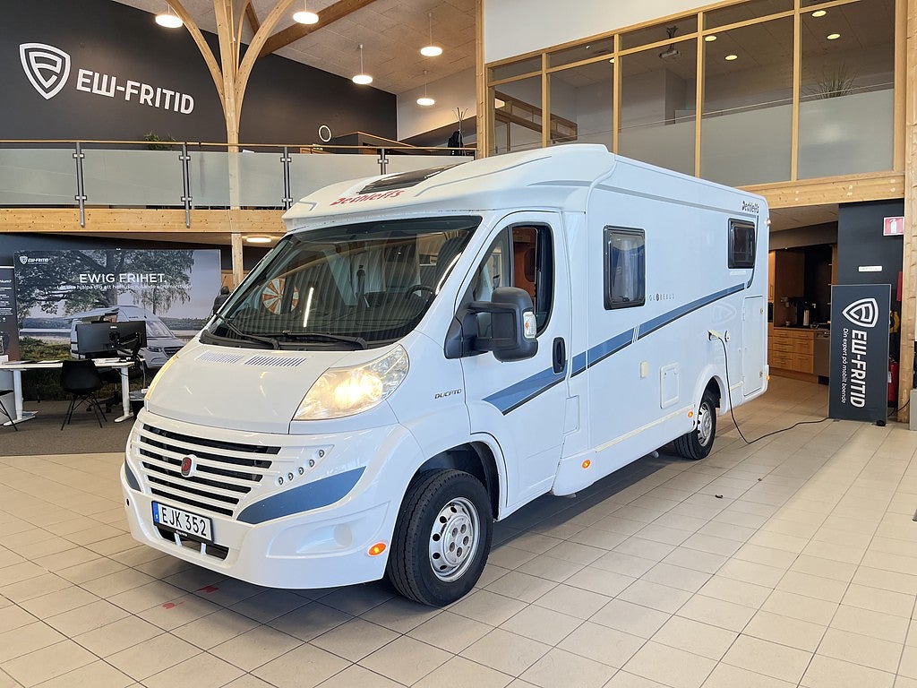 Dethleffs GLOBEBUS (TRUMA+3 500kg+5 bält+Backkamera)