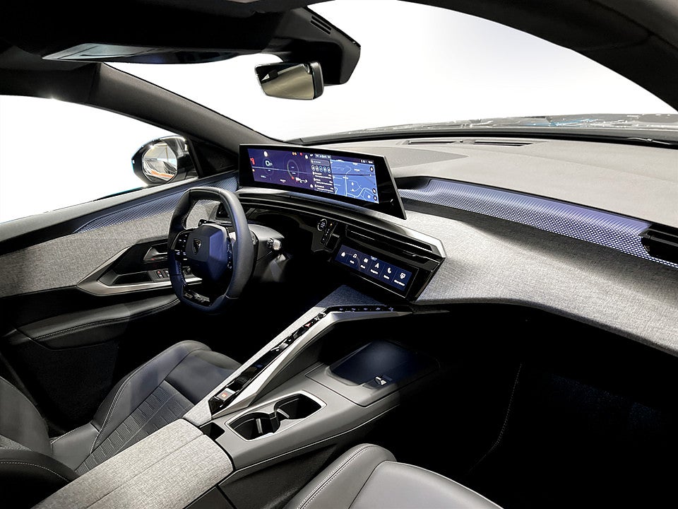 Bild på Peugeot 5008 GT Hybrid 145hk Aut 7-SITS B-KAMERA CARPLAY