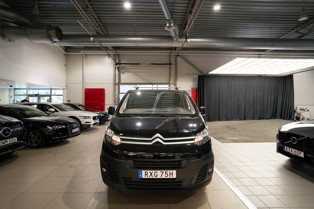 Citroën Jumpy Van L2 INREDNING D-VÄRMARE KAMERA DRAG 1-ÄGARE MOMS WEBAST