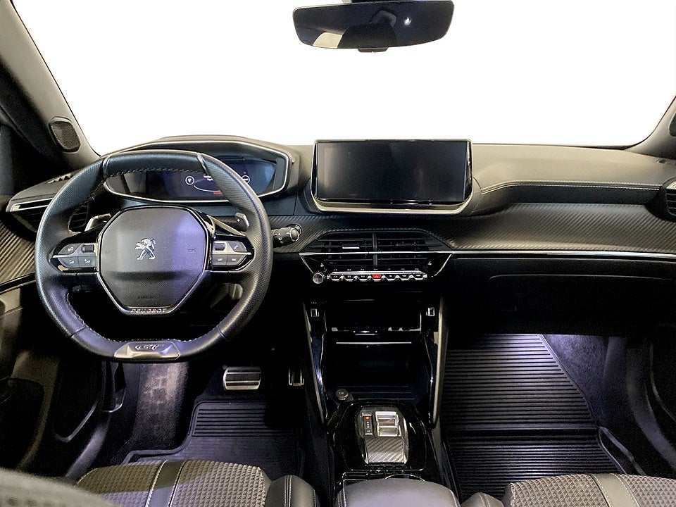 Bild på Peugeot 2008 GT 1.2 PT 130hk Aut - BACKKAMERA, NAV