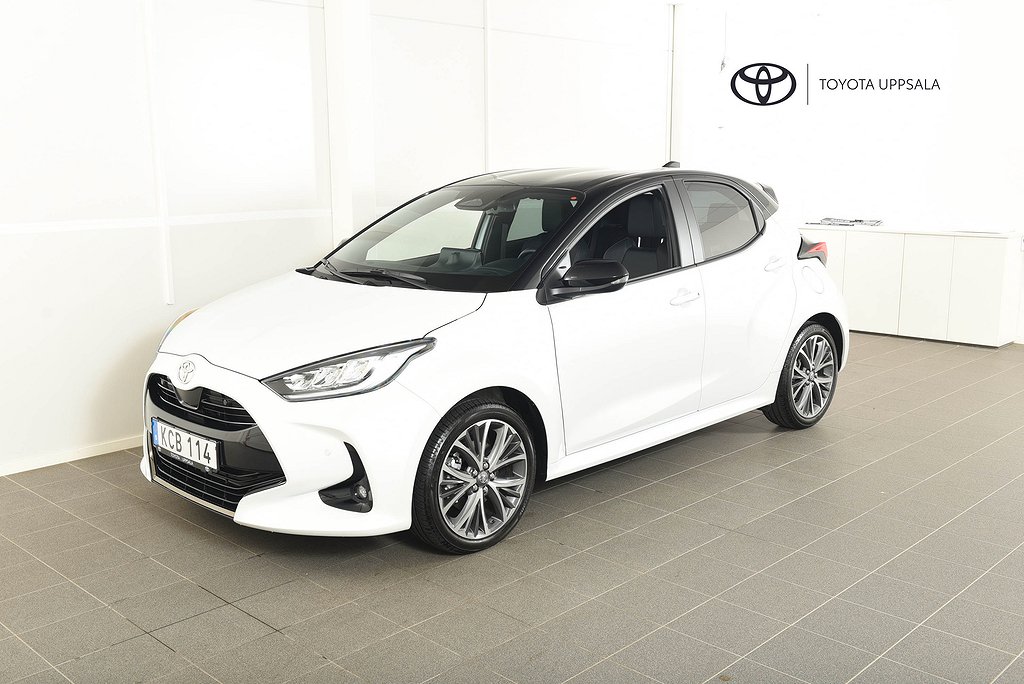 Toyota Yaris 1.5 Elhybrid Style Bi-tone Nya modellen 130hk