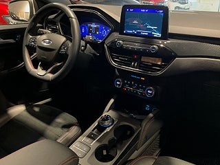 SUV Ford Kuga 10 av 25