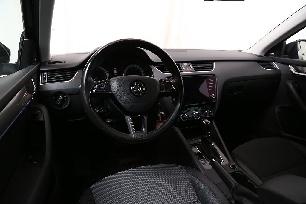 Skoda Octavia 1,4 TSI 150hk Style DSG Kombi Premiumpkt Webasto Drag 2018