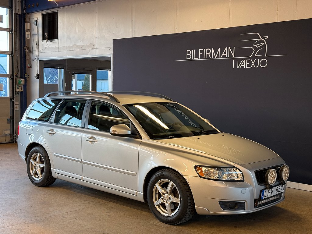 Volvo V50 D2 Momentum *Drag, Värmare, Blåtand*