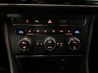 Seat Leon ST 1.6 TDI 4Drive SoV-däck/MoK-värm/Drag/Kamera