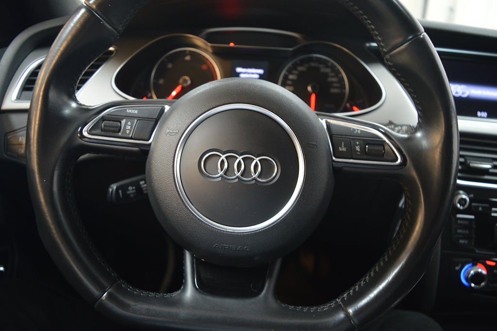 Audi A4 2013 - miniatyr 13