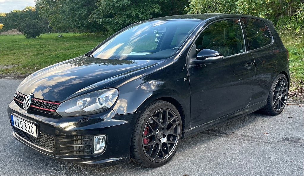 Volkswagen Golf GTI Edition 35//2.0// 310HK //NYBES//KAMBYTT