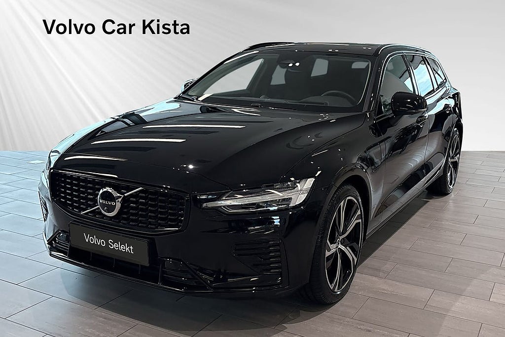 Volvo V60 T6 Plus Dark Nordic Edition Läder Drag Panorama