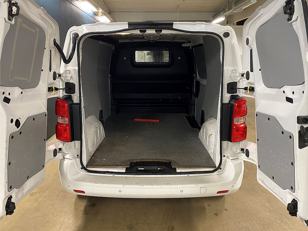 Bild på Citroën Jumpy PRO Business 2.0 BHDi 122hk - MOTORVÄRMARE