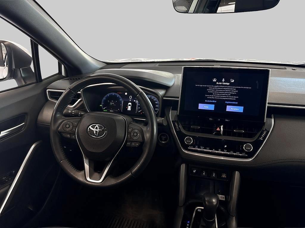 Toyota Corolla Cross 2023 - miniatyr 10
