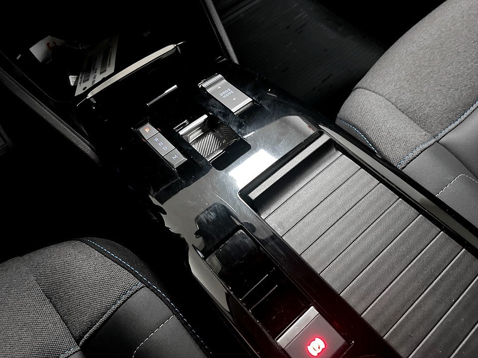 Bild på Citroën C4 Shine 1.2 PT 130hk Aut - B-KAMERA, EN ÄGARE