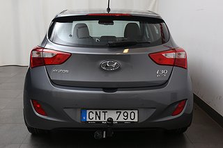 Halvkombi Hyundai i30 7 av 24