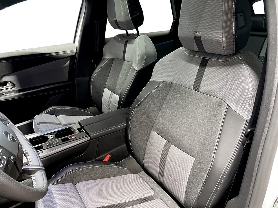 Bild på Opel Grandland GS Hybrid 145hk Aut PANO B-KAMERA CARPLAY