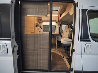 Husbil-halvintegrerad Knaus BoxStar 600 MQ Street 60 year 13 av 34