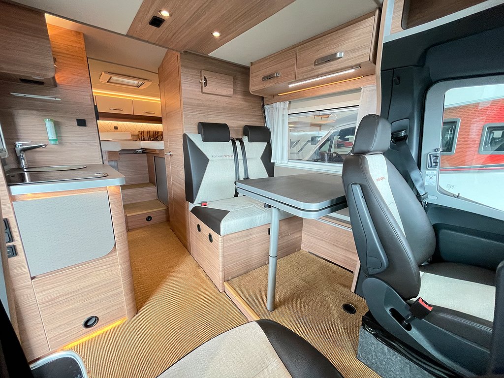 Weinsberg CaraCompact Suite / Taksäng /MB / Litium /B-kort / - Weinsberg