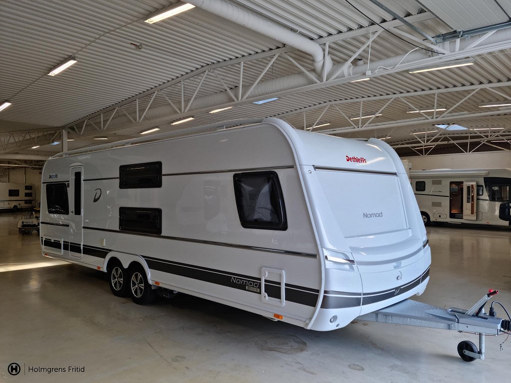 Dethleffs Nomad Snow 730 FKR Barnkammare Alde Ac Mover