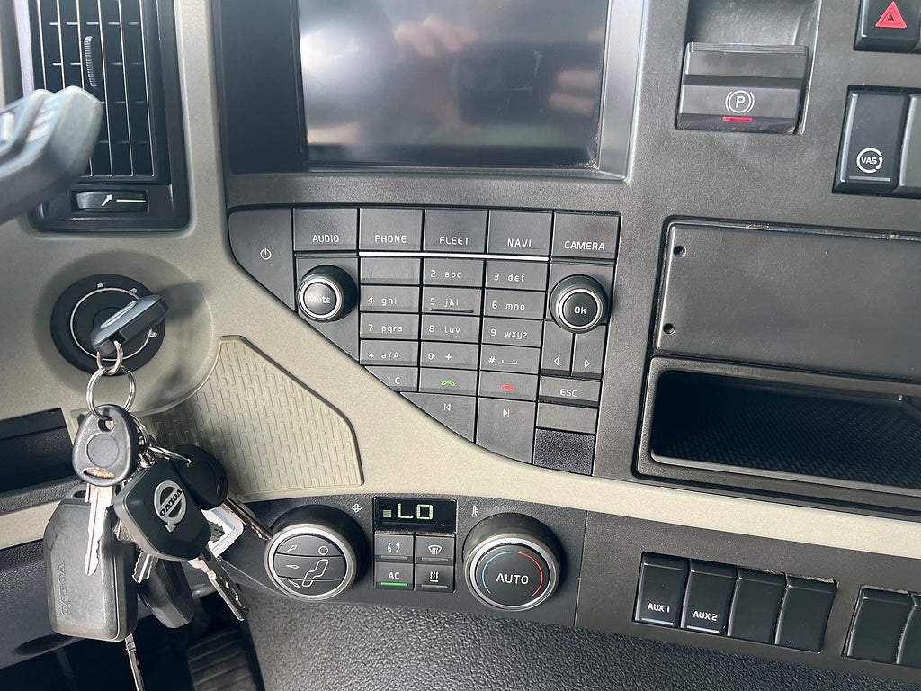 Volvo FM13 410 6x2 Skåpbil, *17 400 Mil*, Euro 6