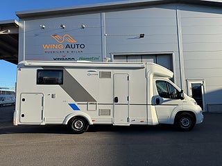 Husbil-halvintegrerad Sun Living S75 SL AUT 1 av 22