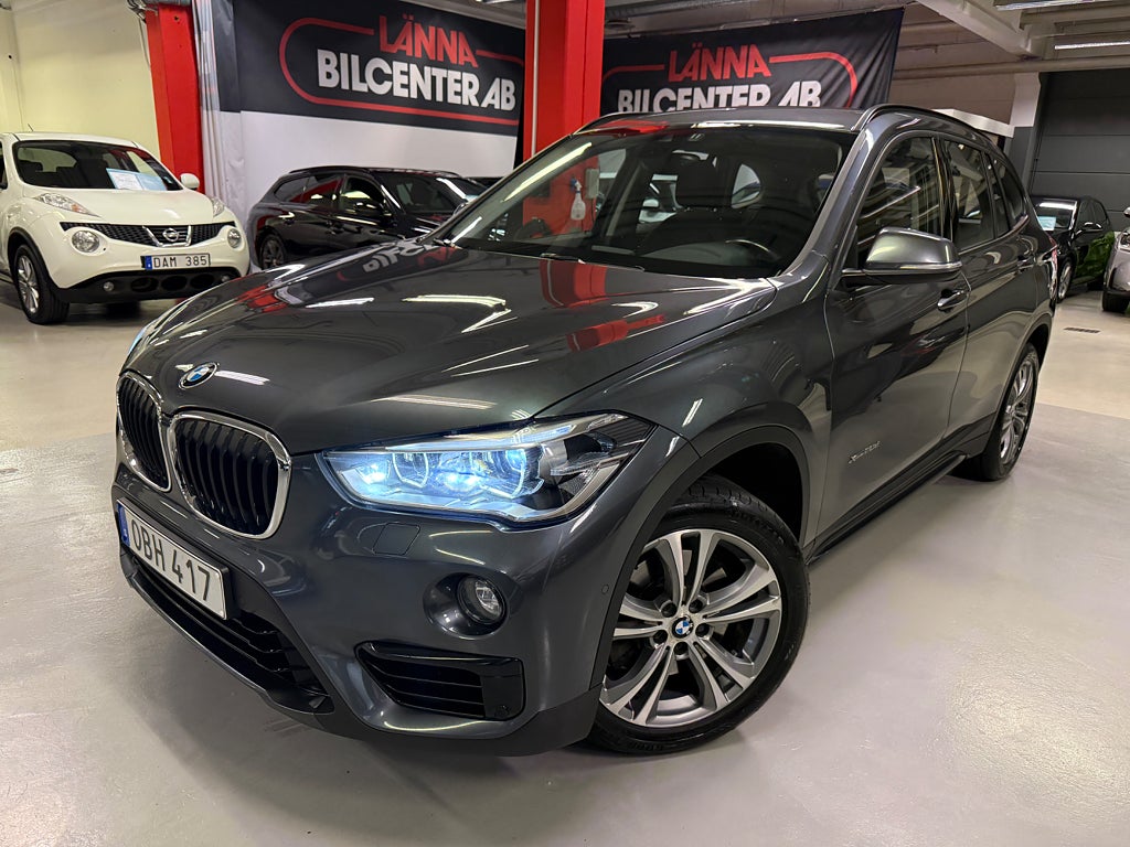 BMW X1 xDrive20d Sport line Aut 2 ägare Drag Kamera PDC  
