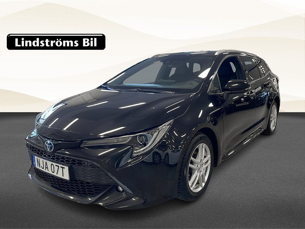 Toyota Corolla Style Teknikpaket 1.8 122hk S&V-Hjul Moms