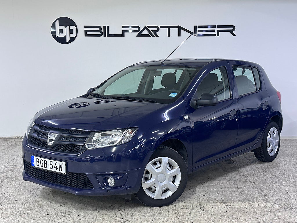 Dacia Sandero 1.2 75hk | NYSERVAD | 5000 mil 