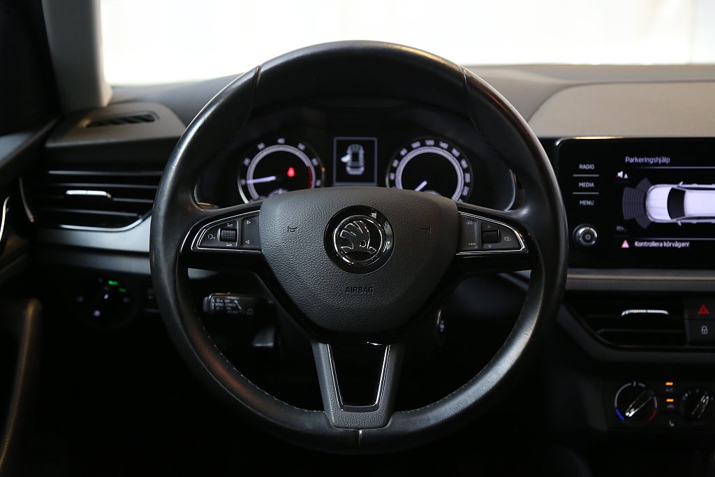 Skoda Kamiq 1,0 TSI Ambition 115hk Kamera CarPlay Drag 2020