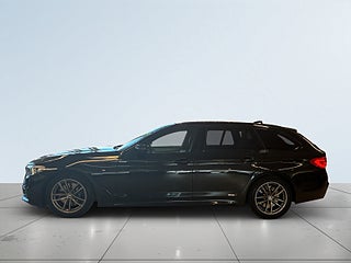 BMW 530i xDrive Touring M Sport Drag Kamera Rattvärme Mvärme S&V – bild 4